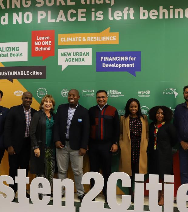 On our way to the Feast of the Municipal Movement !